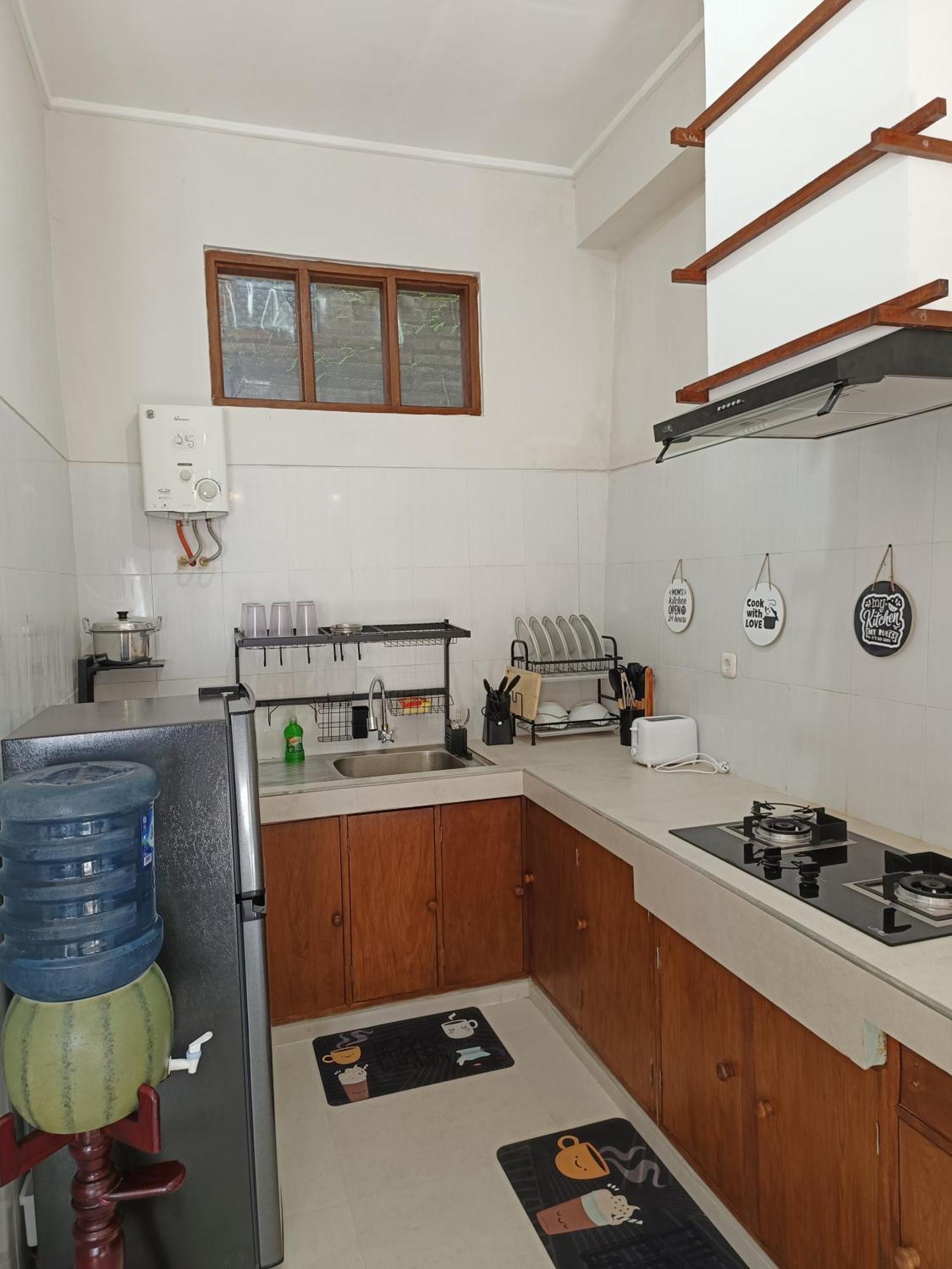 Made Oka Homestay&Warung Munduk Exterior foto