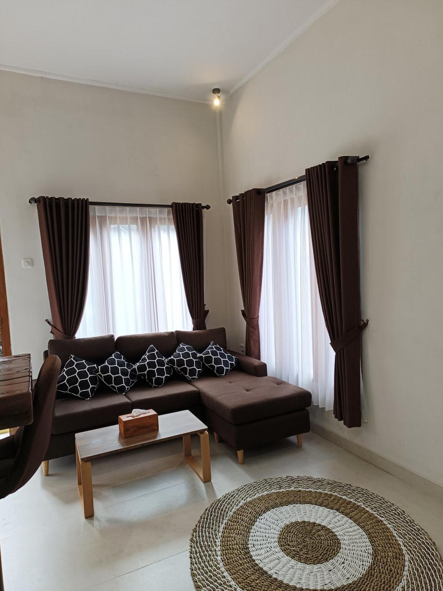 Made Oka Homestay&Warung Munduk Exterior foto