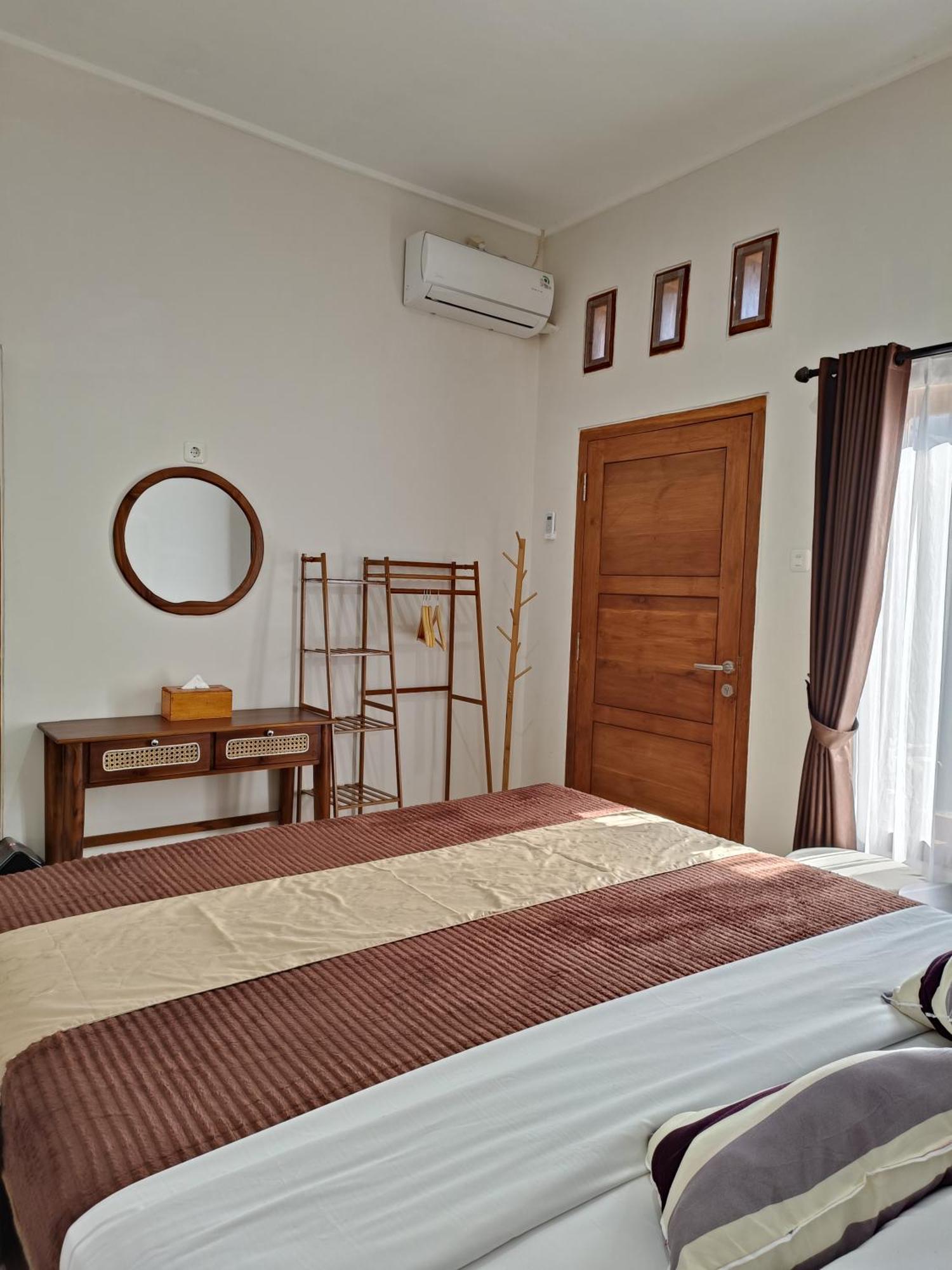 Made Oka Homestay&Warung Munduk Exterior foto