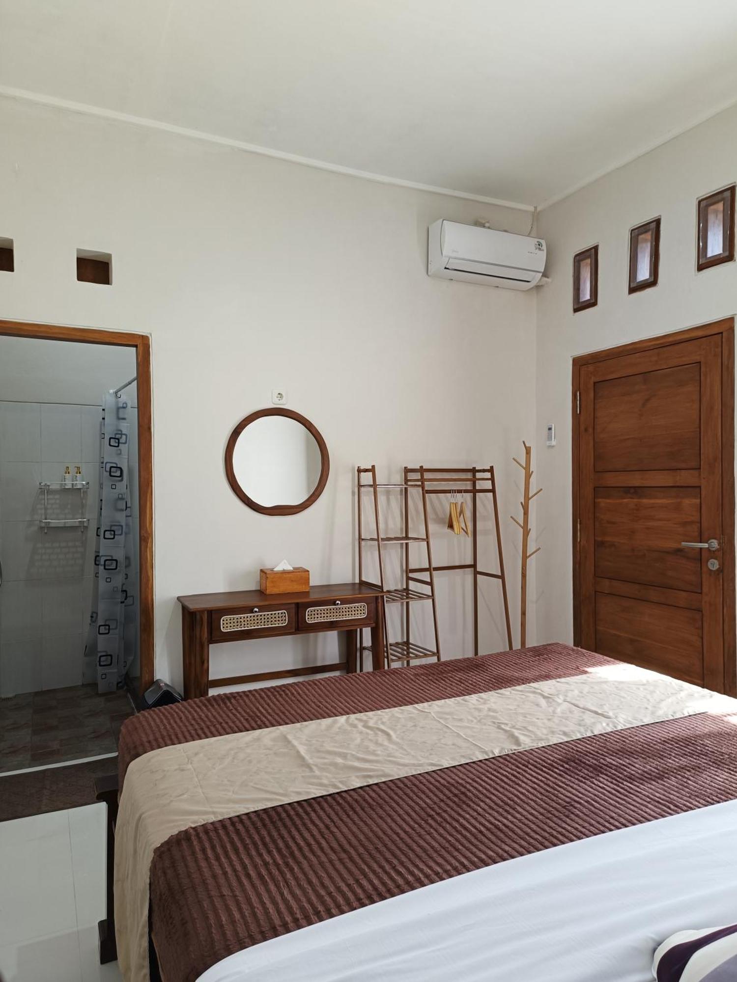 Made Oka Homestay&Warung Munduk Exterior foto