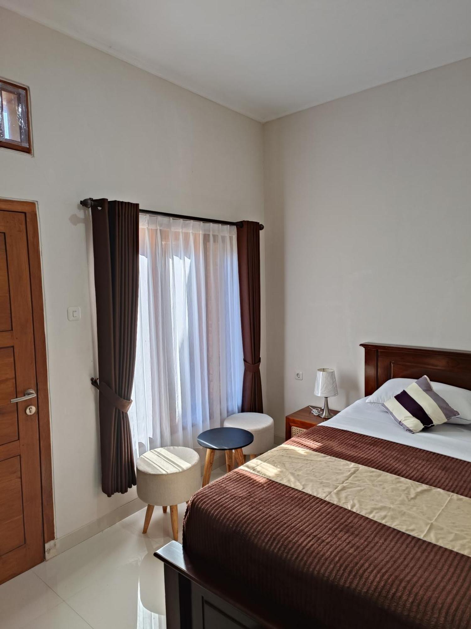 Made Oka Homestay&Warung Munduk Exterior foto