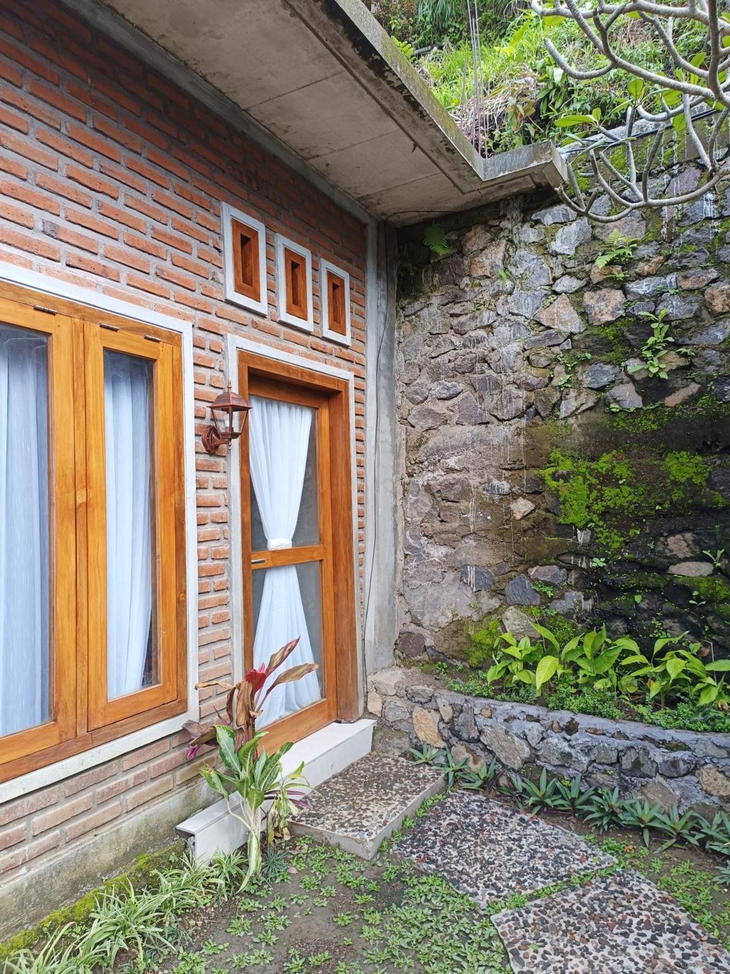 Made Oka Homestay&Warung Munduk Exterior foto