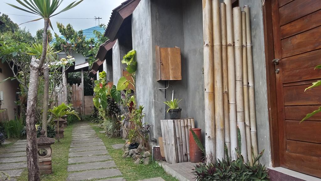 Made Oka Homestay&Warung Munduk Exterior foto
