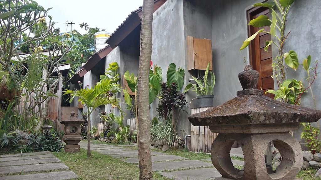 Made Oka Homestay&Warung Munduk Exterior foto