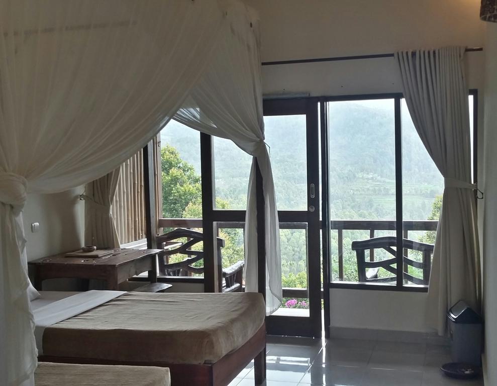 Made Oka Homestay&Warung Munduk Exterior foto